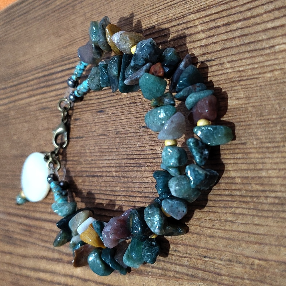 Natural Stone Beaded Bracelet with Mother Pearl Shell Charm,  Handmade - Picture 4 of 6